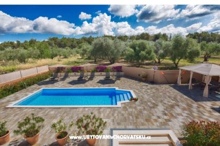  Dom s bazénom - Villa Marijana  – Petrčane Chorvátsko