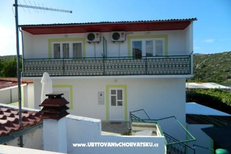 Nikša - Maison de vacances Rogoznica Chorvátsko